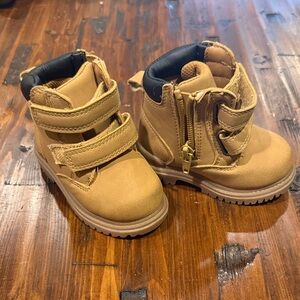 Wonder Nation | Size 3 | Toddler work boots